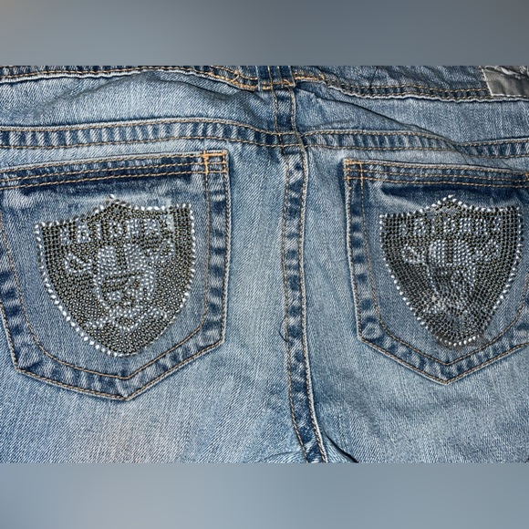 Raiders Boot cut Distressed Light Wash Jeans size 27 - Picture 2 of 6